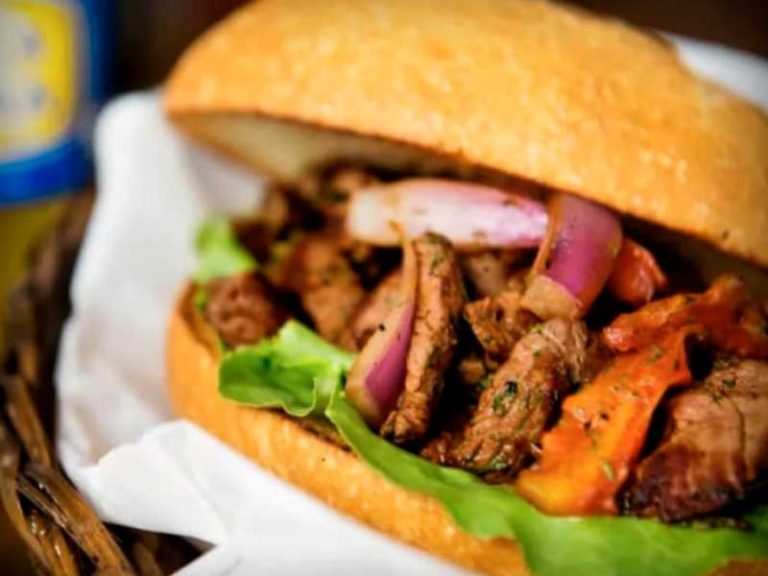 manos morenas 800x600 01 768x576